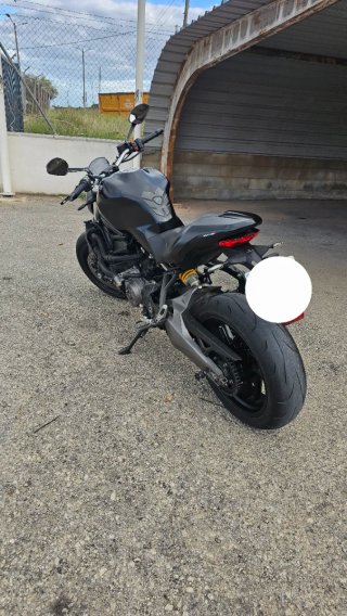 Ducati Monster 821 2018 Dark – FULL extras, DESMO