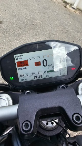 Ducati Monster 821 2018 Dark – FULL extras, DESMO