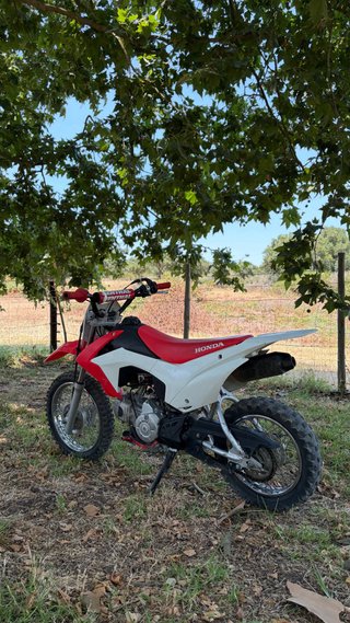 Honda CRF 110 Motocross 2016 Semiautomatica Roja