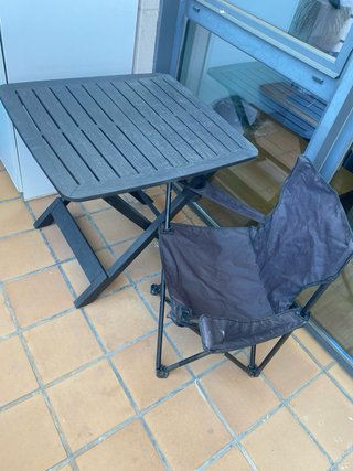 Mesa y Silla Plegable Estilo Camping