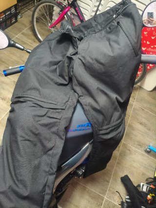 Pantalón Moto Dainese Negro talla 54