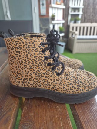 Botines con estampado de leopardo Talla 29