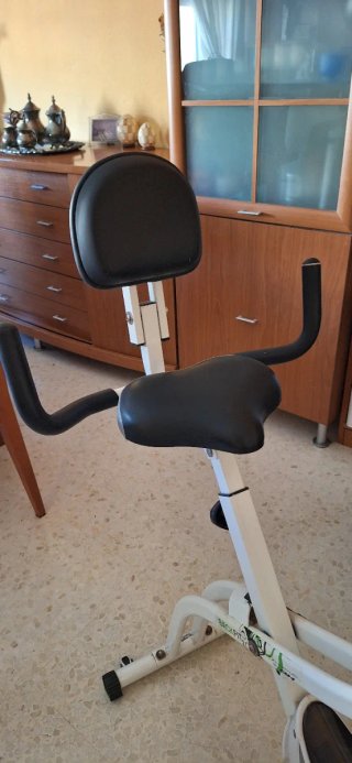 Bicicleta Estática BH by Tecnovita Plegable