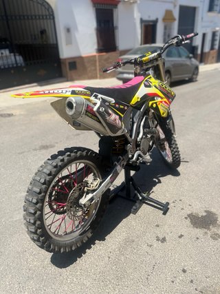 Suzuki RM-Z 250 Motocross