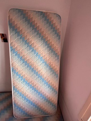 2 Camas Individuales 90x190cm con Colchones