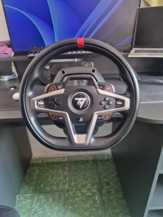 Volante Thrustmaster T248 + 4 Giochi PS4/PS5