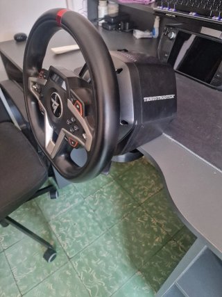 Volante Thrustmaster T248 + 4 Giochi PS4/PS5