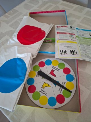 Juego Twister Hasbro