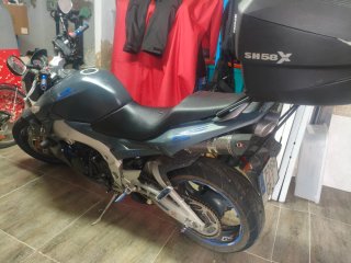 Suzuki GSR600 Naked Moto