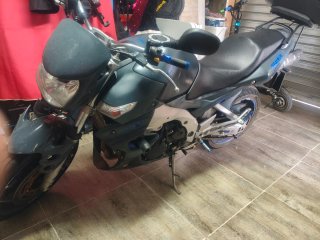 Suzuki GSR600 Naked Moto