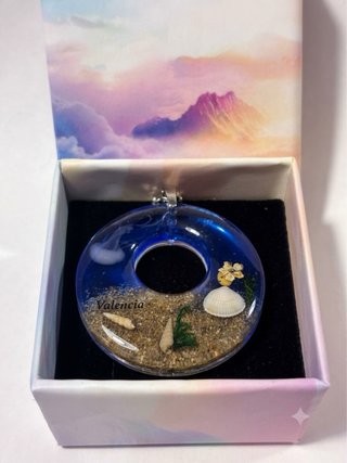 Collar Resina Playa Valencia.