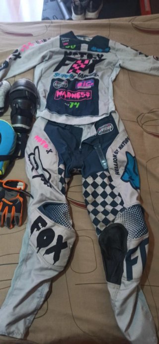 Traje Motocross Niño Talla YM + Protecciones