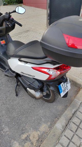 Kymco 300 ABS Maxi Scooter