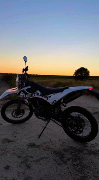 Rieju mrt 125