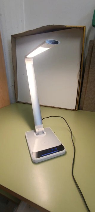Lámpara LED Flexo Plata y Blanca