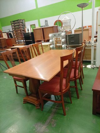 Mesa comedor + 6 sillas madera