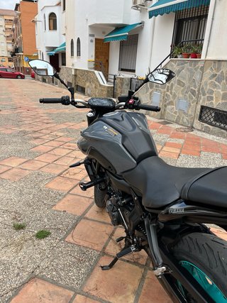 Yamaha MT-07 Negra y Verde