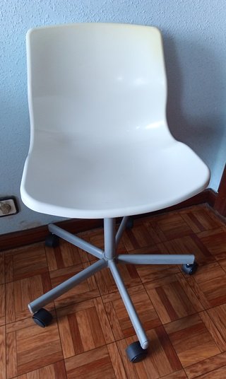 Silla Oficina IKEA SNILLE Blanca