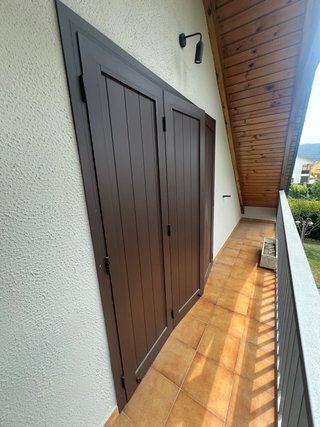 Porticones de aluminio para ventanal o balconera