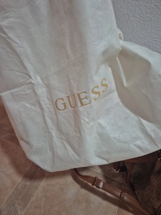 Bolso Guess Beige y Marrón
