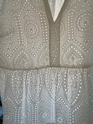 Vestido blanco bordado
