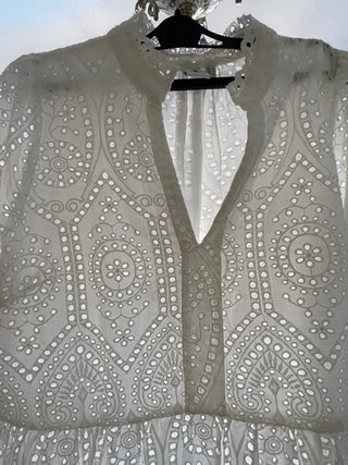 Vestido blanco bordado