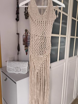 Vestido de playa tejido beige