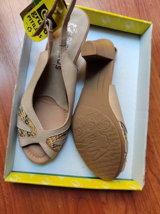 Sandalias Pitillos Beige Multicolor