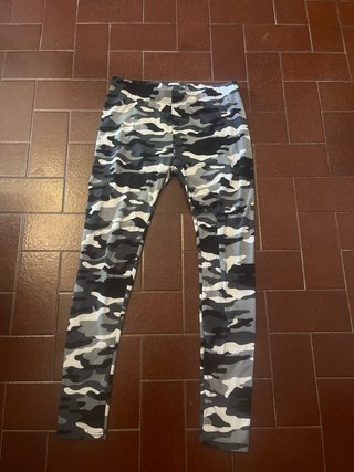 Abbigliamento da donna