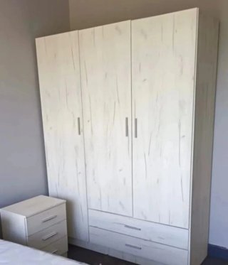 Armadi moderni in legno 2P 3P 4P