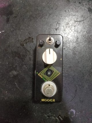 Pedal Mooer EchoVerb Guitarra
