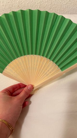 Abanicos verdes personalizados