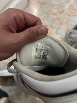 Surtido de zapatillas originales