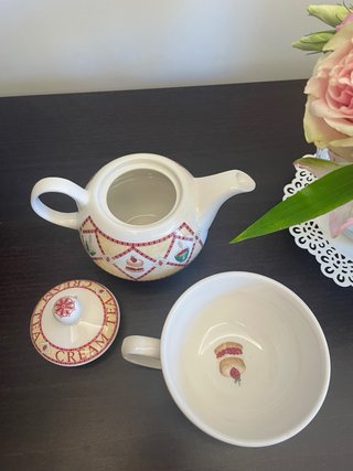 Teiera e tazza vintage impilabile