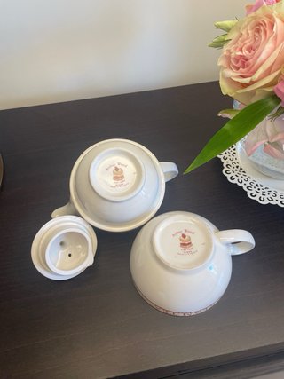 Teiera e tazza vintage impilabile