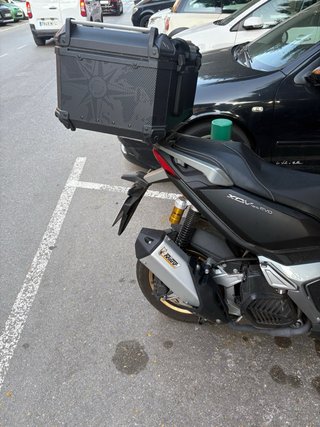 Keeway XDV 125 EVO PRO Negra y Dorada
