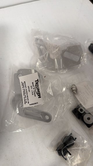 Kit de ajuste de ángulo pantalla estándar para Triumph, TIGER 800. Ref A9708218