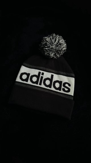 Gorro Adidas Pompon Negro Blanco Talla Única