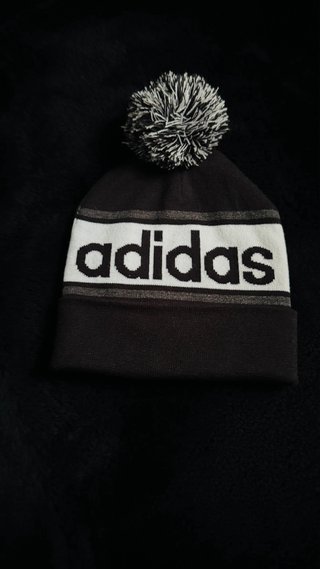 Gorro Adidas Pompon Negro Blanco Talla Única