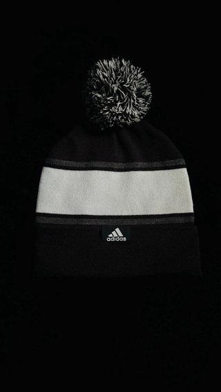 Gorro Adidas Pompon Negro Blanco Talla Única