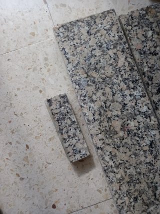 Zócalo de granito para cocina