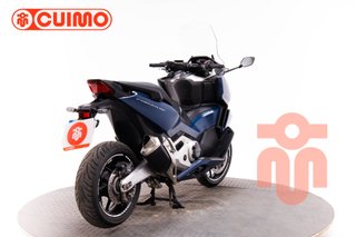 HONDA FORZA 750