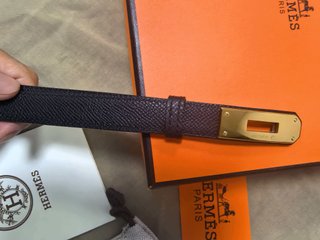 Cinturón Hermès Kelly Negro Dorado