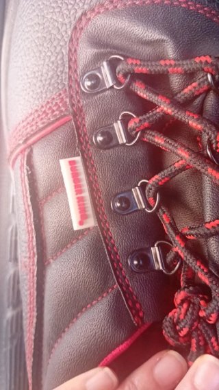 Zapatos de seguridad negros y rojos talla 45