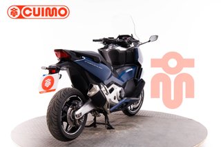 HONDA FORZA 750