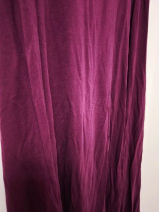 Vestido premamá burdeos