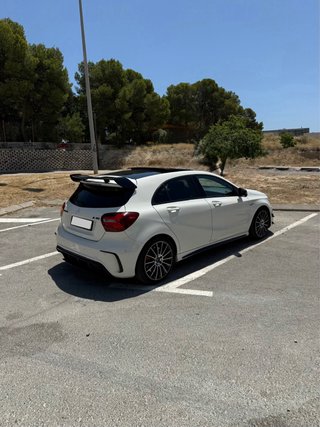 Mercedes-Benz A45 AMG