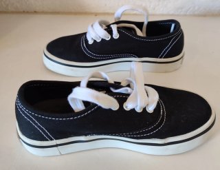 Zapatos Prada niño