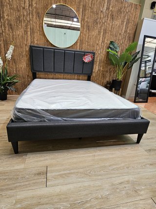 Cama Matrimonial de 150x190 con Colchón