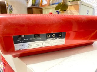 Reloj Despertador Sanyo Flip Radio AM/FM